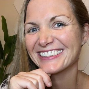 Meet your Posher, Lindsay